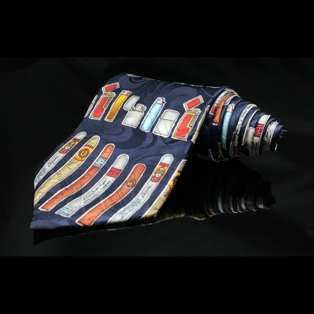 Unique NOVEL-TIES by Roffe Novelty cigars lighter